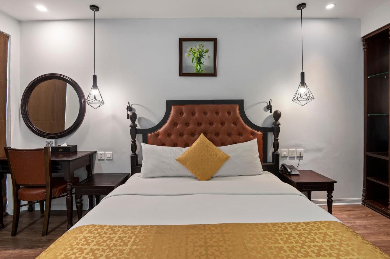 22Land Residence Hotel 71 Hang Bong Premium Hanoi Luaran gambar