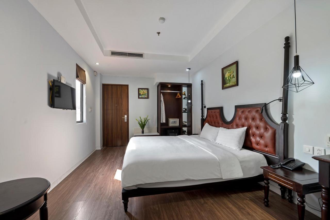 22Land Residence Hotel 71 Hang Bong Premium Hanoi Luaran gambar