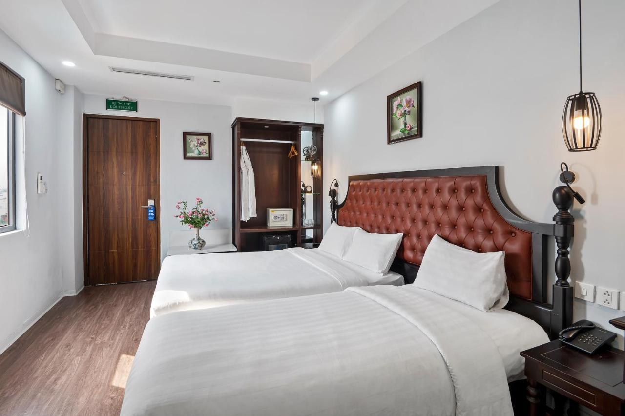 22Land Residence Hotel 71 Hang Bong Premium Hanoi Luaran gambar