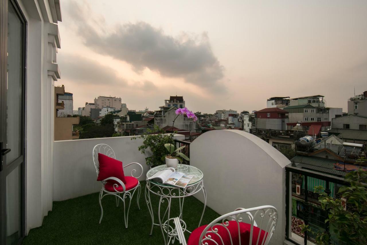 22Land Residence Hotel 71 Hang Bong Premium Hanoi Luaran gambar